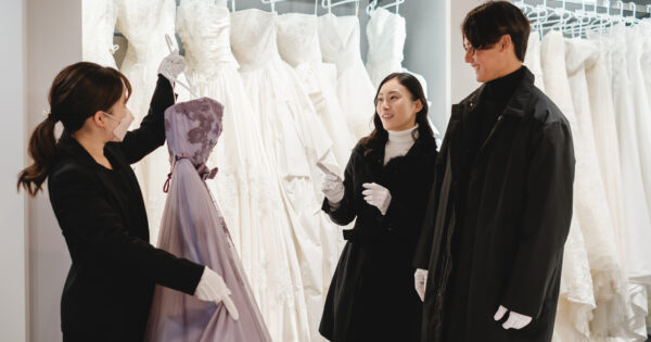 前撮りって何から始めればいい？ドレスも場所も迷っている花嫁様へ